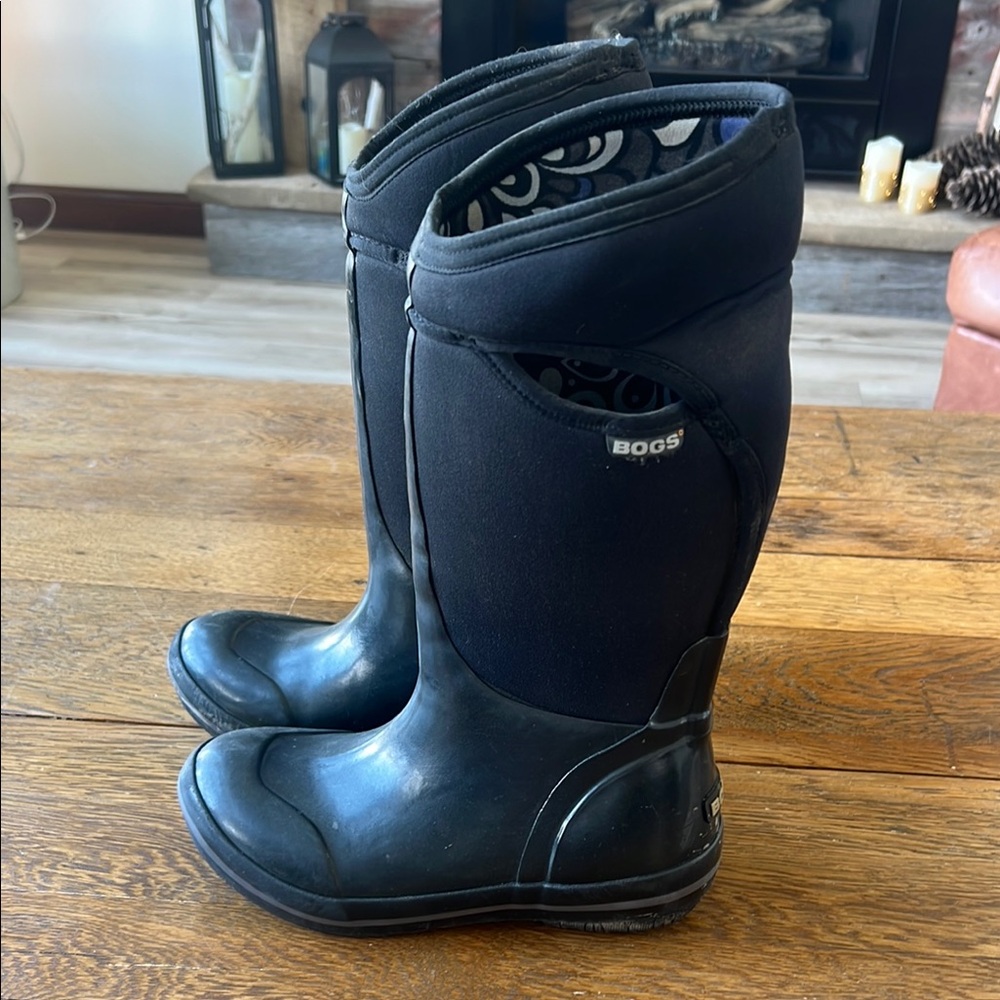 BOGS Classic Black Waterproof Boots women’s size 6